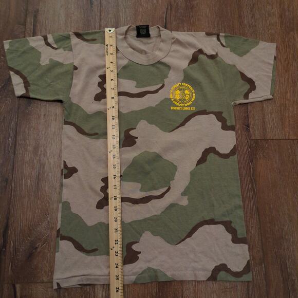 VTG Machinist and Aerospace Workers Adult Medium Shirt Camo Jet Plane Gun USA - Picture 7 of 10